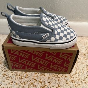 Vans sneakers for toddler size 6.
